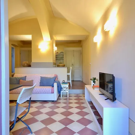 شقة La Prima Torre Country - 4 Posti Letto - Giardino E Piscina Condivisa