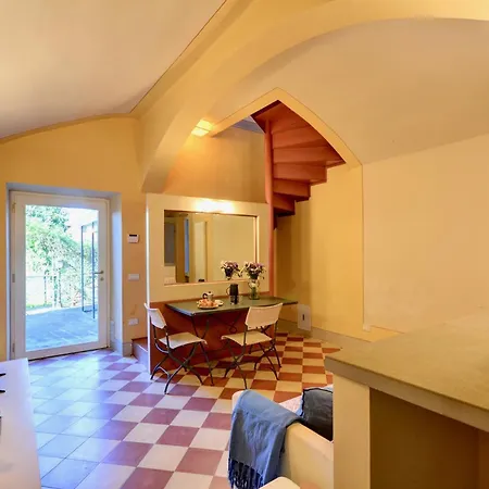 شقة La Prima Torre Country - 4 Posti Letto - Giardino E Piscina Condivisa San Lorenzo della Costa
