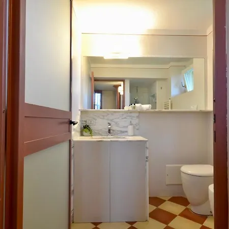 La Prima Torre Country - Garden & Shared Pool Apartment San Lorenzo della Costa