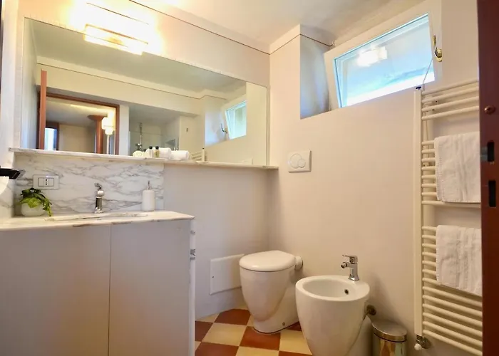 Διαμέρισμα La Prima Torre Country - 4 Posti Letto - Giardino E Piscina Condivisa *