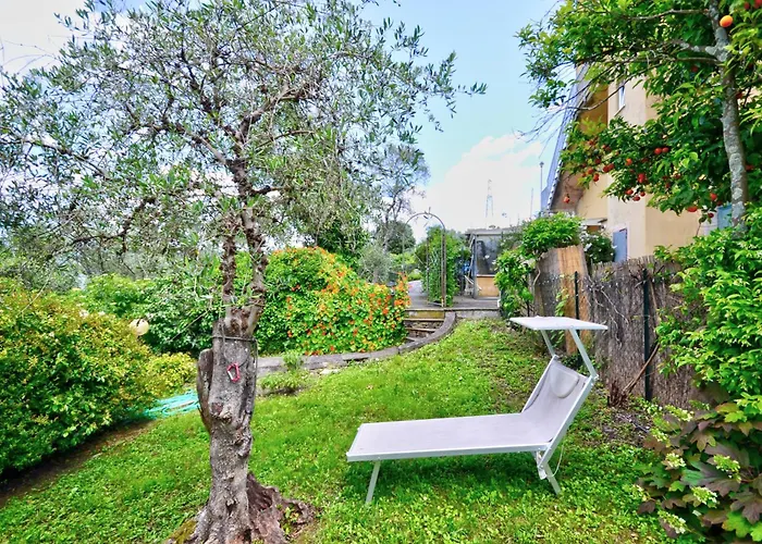 La Prima Torre Country - 4 Posti Letto - Giardino E Piscina Condivisa Διαμέρισμα *